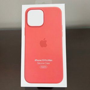 Apple iPhone 13 Pro Max Silicone Case with MagSafe - Pink Pomelo